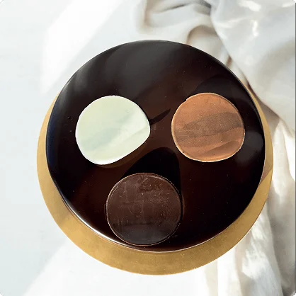 [translate:Gallery Image]